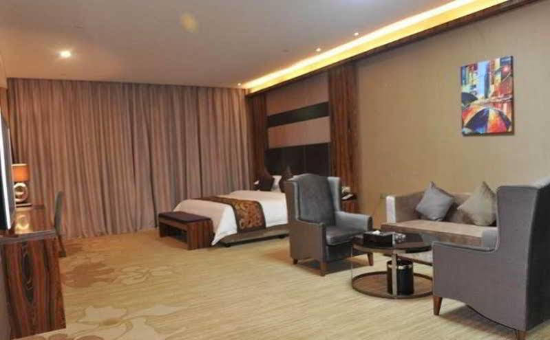 Ehrenburg Hotel Foshan Dış mekan fotoğraf
